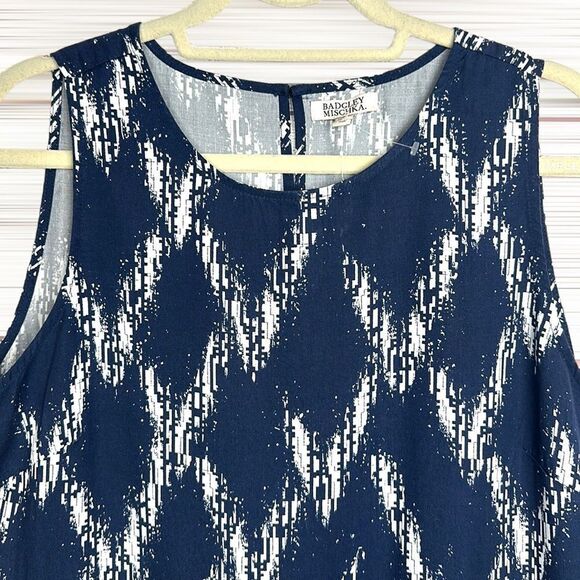 NWT Badgley Mischka Blue & White Printed Midi Length Tent Dress Size: M - Picture 3 of 14